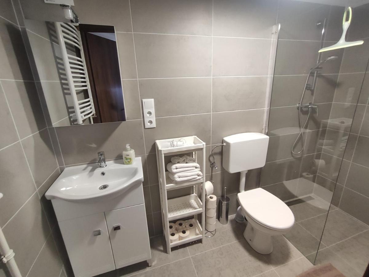 Apartament Kossuth Garden Debreczyn Zewnętrze zdjęcie