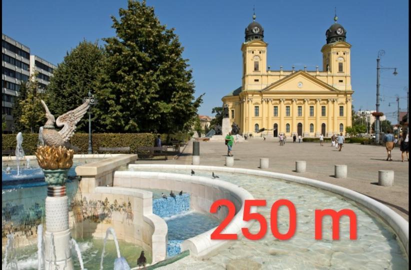 Apartament Kossuth Garden Debreczyn Zewnętrze zdjęcie